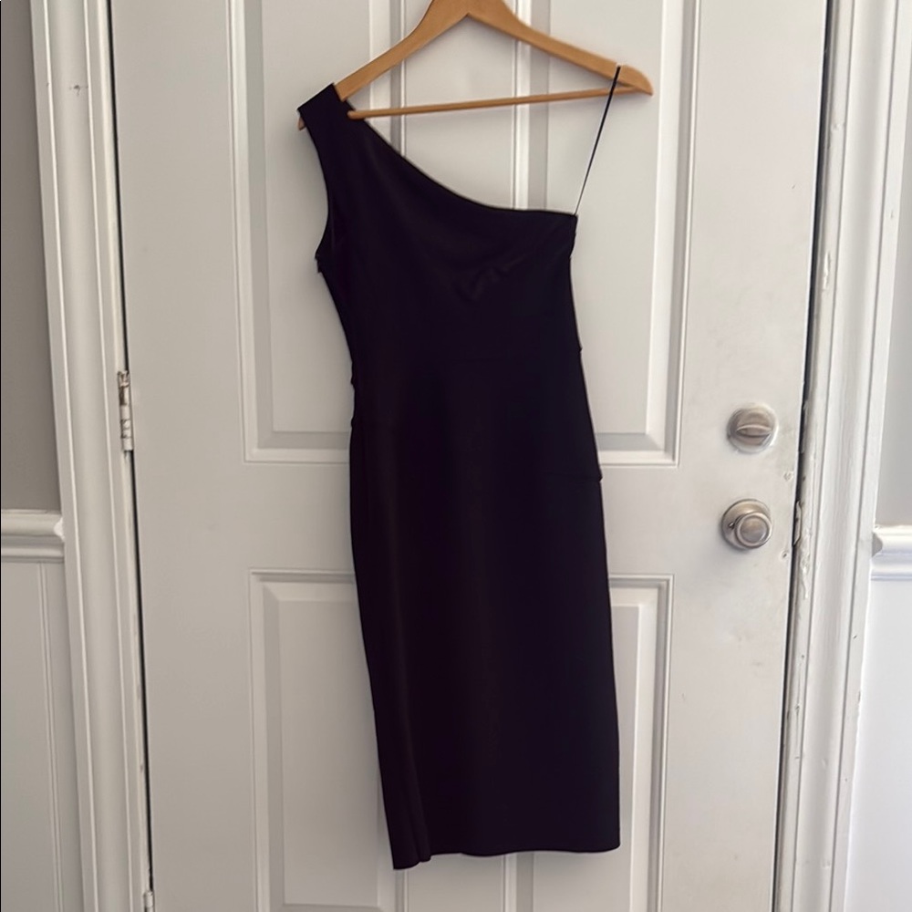 Finders Keepers Chic Black One-Shoulder Oblivion Midi Dress